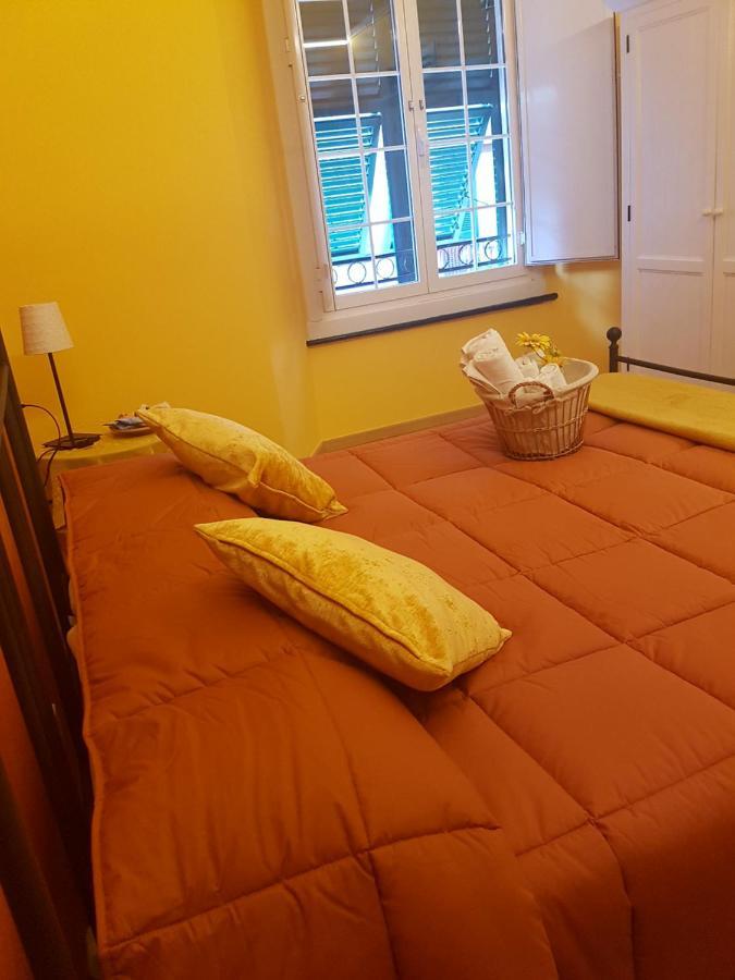 Ghiro Ghiotto Bed and Breakfast Pietra Ligure Eksteriør billede