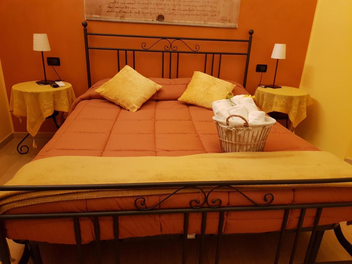 Ghiro Ghiotto Bed and Breakfast Pietra Ligure Eksteriør billede