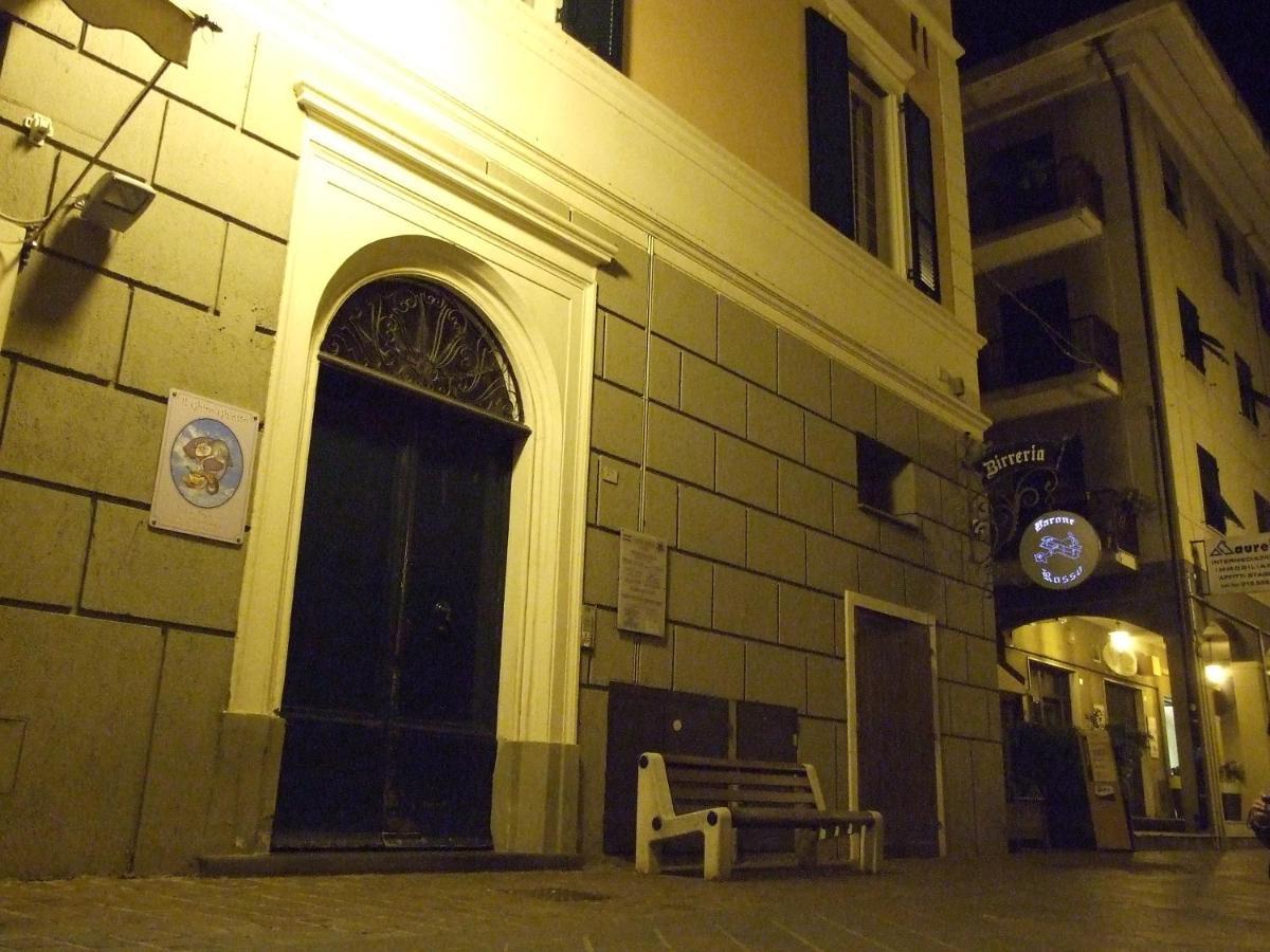 Ghiro Ghiotto Bed and Breakfast Pietra Ligure Eksteriør billede