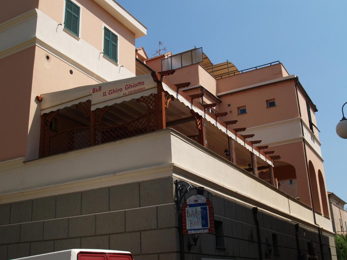 Ghiro Ghiotto Bed and Breakfast Pietra Ligure Eksteriør billede