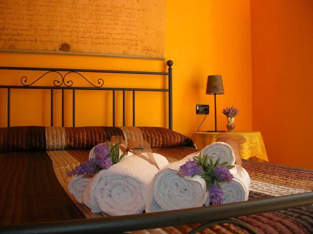 Ghiro Ghiotto Bed and Breakfast Pietra Ligure Eksteriør billede