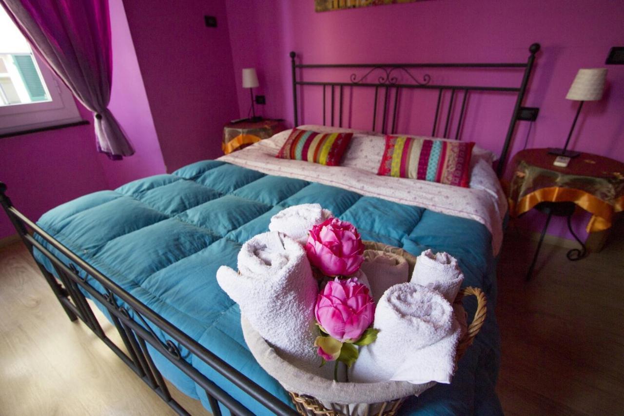 Ghiro Ghiotto Bed and Breakfast Pietra Ligure Eksteriør billede